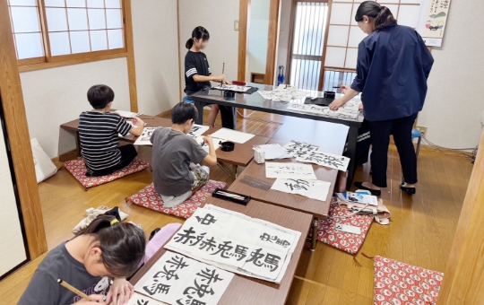 お寺ヨガの様子